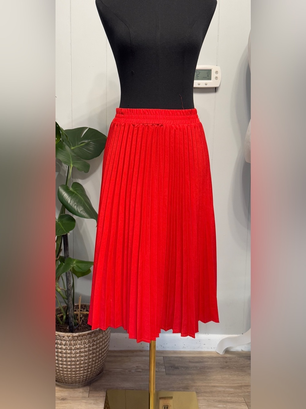 Tahari Bright Red Pleated Midi Skirt